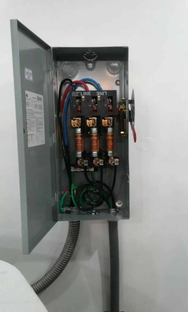 Three-phase disconnect switch installed for Electrical Wiring & Rewiring in Norton